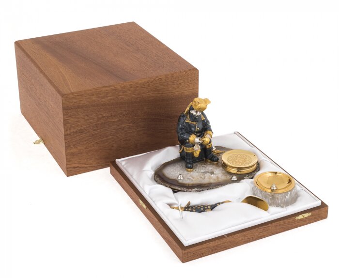 Caviar bowl "Winter fishing"