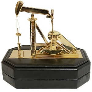 Ручка роллер с нефтяной качалкой золотисто-зеленая