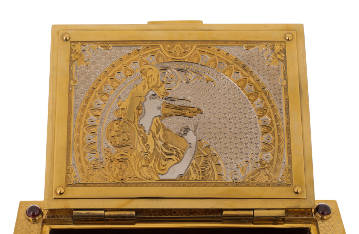 Chest of jasper "Tenderness" with rock crystal, Zlatoust