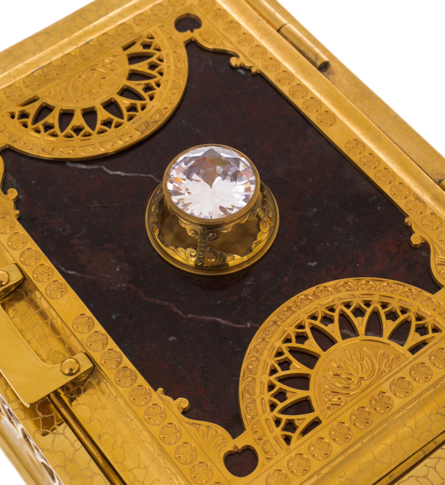 Chest of jasper "Tenderness" with rock crystal, Zlatoust