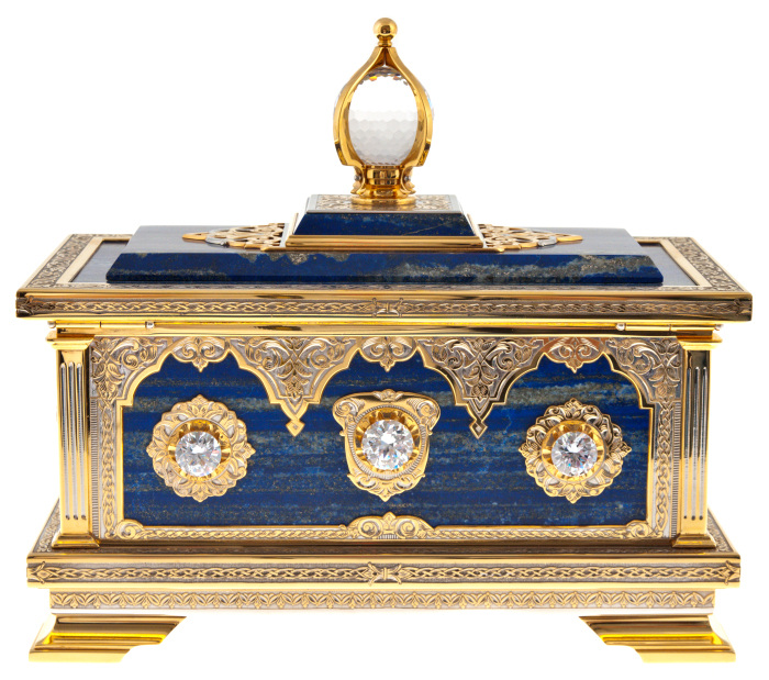 Lapis lazuli casket with rock crystal, Zlatoust