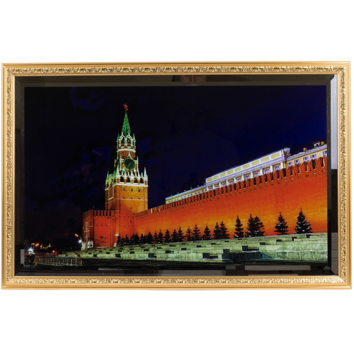 The mirror-based painting "Spasskaya Tower"