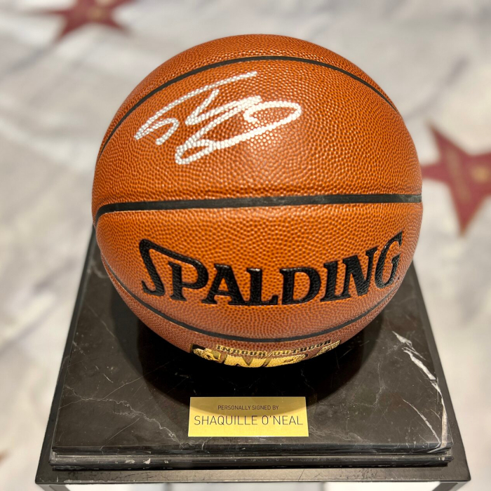 Shaquille O'Neal autographed basketball, black marble