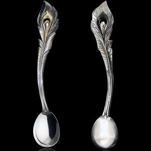 A teaspoon of "Feather"