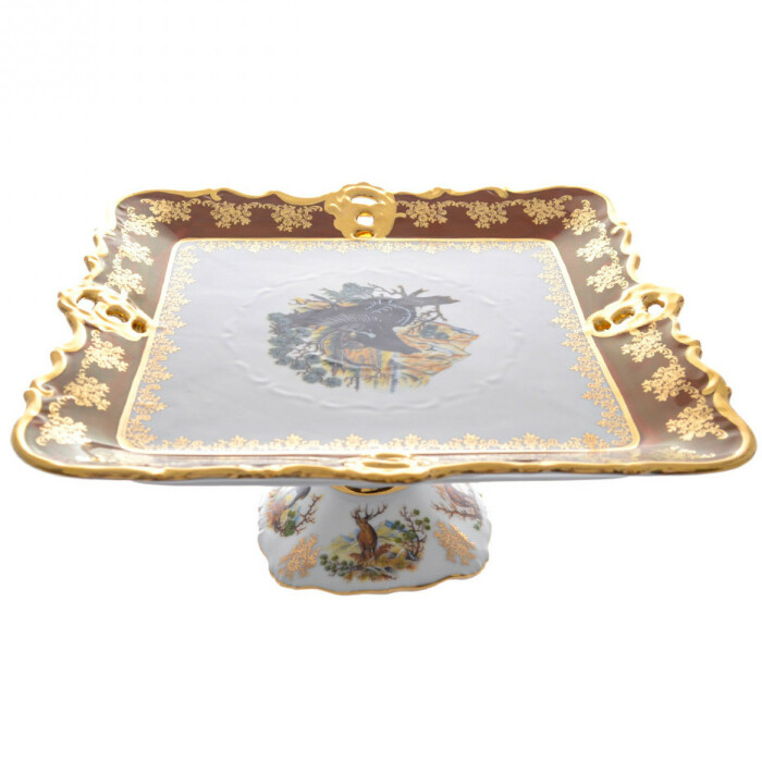 Фарфоровое блюдо на ножке "Queen's Crown. Охота красная" квадратное