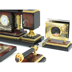 Table set of jasper "Eagle"