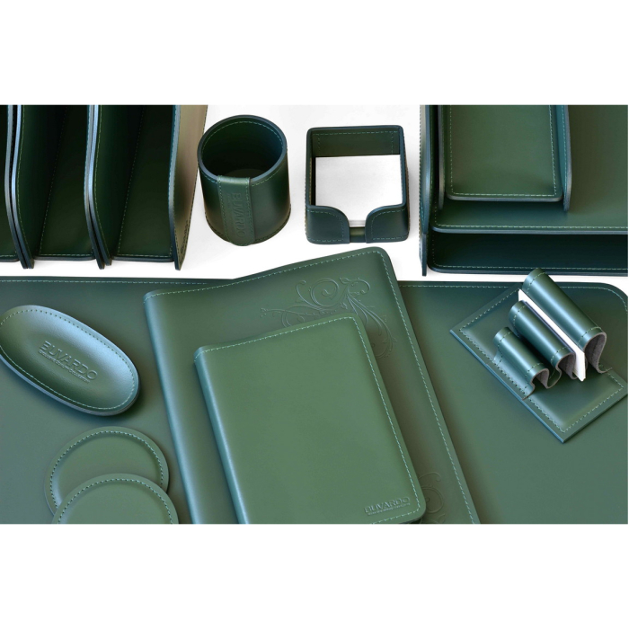Table set "Business Cuoietto" green, 11 items