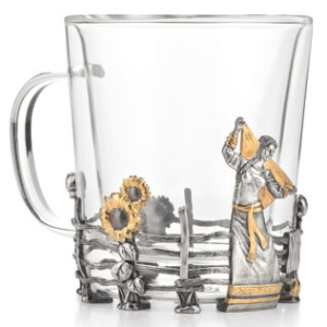 Razgulai tea mug with a spoon