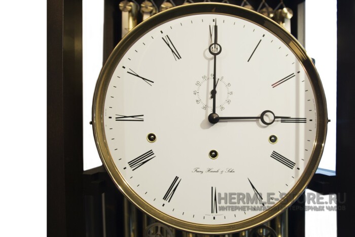 Напольные часы Hermle, орех