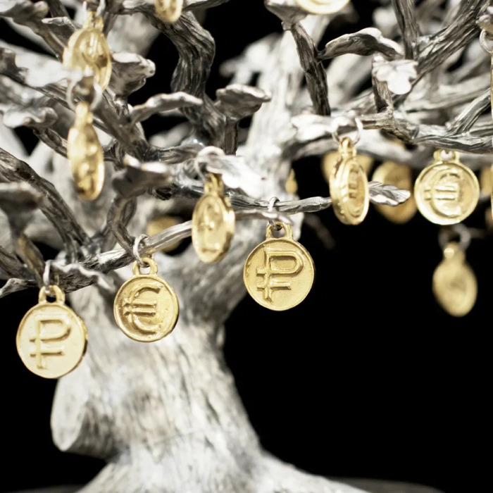 Sculpture "Money Tree"