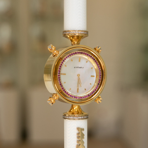 Exclusive Dudka table clock