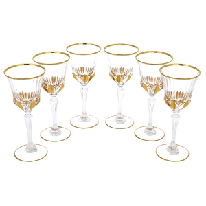 A set of gilded wine glasses for 6 people