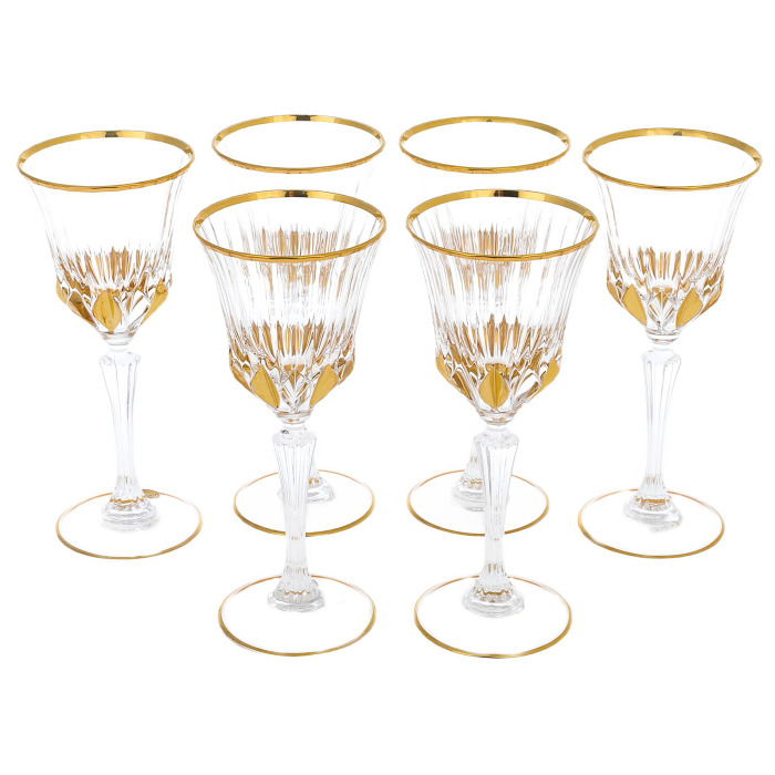 A set of gilded wine glasses for 6 people
