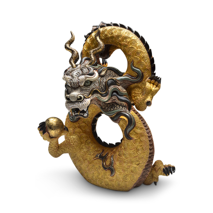 Sculpture "Endless Dragon"