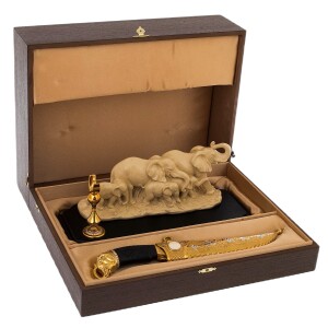 Composition with a knife "Elephants", Zlatoust
