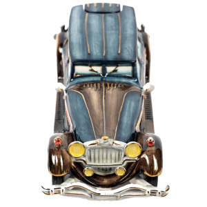 Stock car "Retro" with rotating wheels