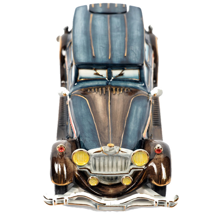 Stock car "Retro" with rotating wheels
