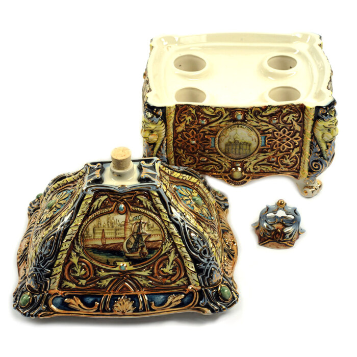 The "Casket" damask