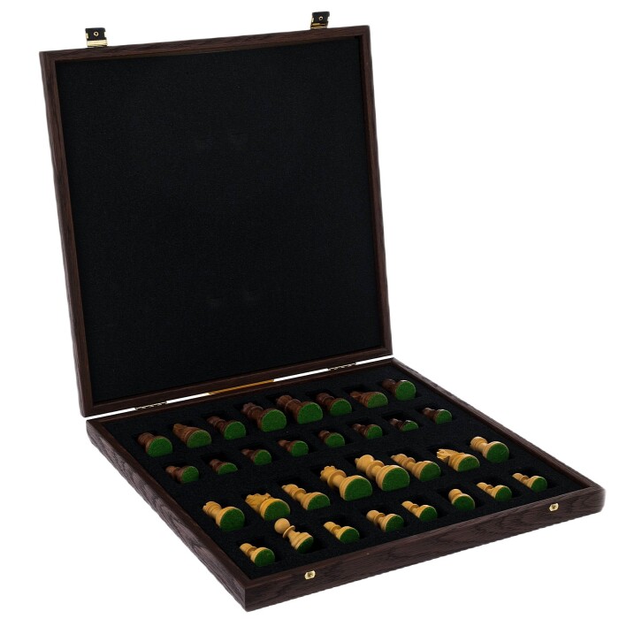 Walnut chess "Manopoulos"