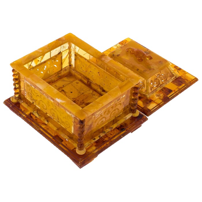 The box made of amber "Salamander"