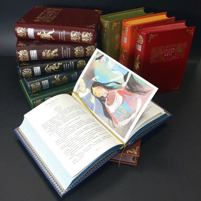 Leather-bound book "Tales of the peoples of the world" in 10 volumes, publishing house "Children's Literature", 1987