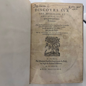 Книга «Рассуждения о старинных медалях и гравюрах, преимущественно римских» Антуан Ле Пуа, Париж, 1579 год