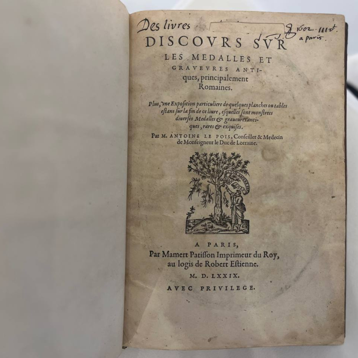 Книга «Рассуждения о старинных медалях и гравюрах, преимущественно римских» Антуан Ле Пуа, Париж, 1579 год