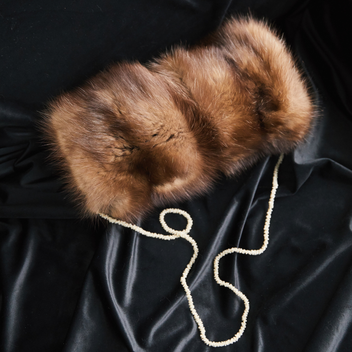 Sable fur clutch, white pendant