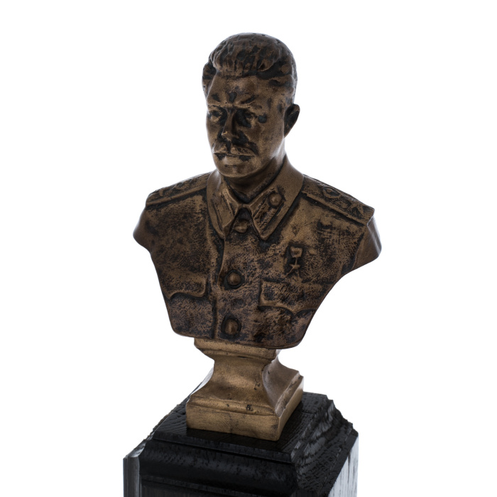 Statuette bust of stained oak "Stalin I.V."