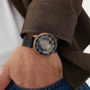 Lincor "Sputnik" self-winding mechanical wristwatch in black and beige with a black strap