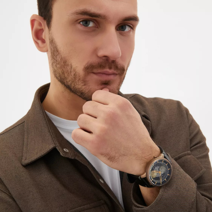 Lincor "Sputnik" self-winding mechanical wristwatch in black and beige with a black strap