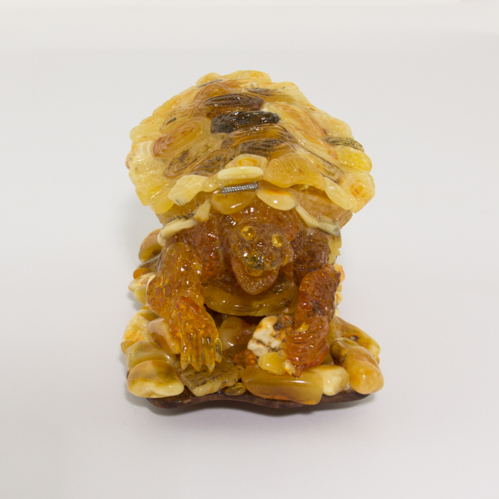 Souvenir box made of amber "Turtle"