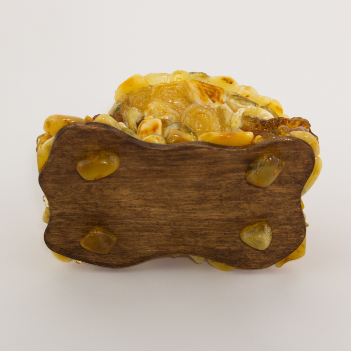 Souvenir box made of amber "Turtle"
