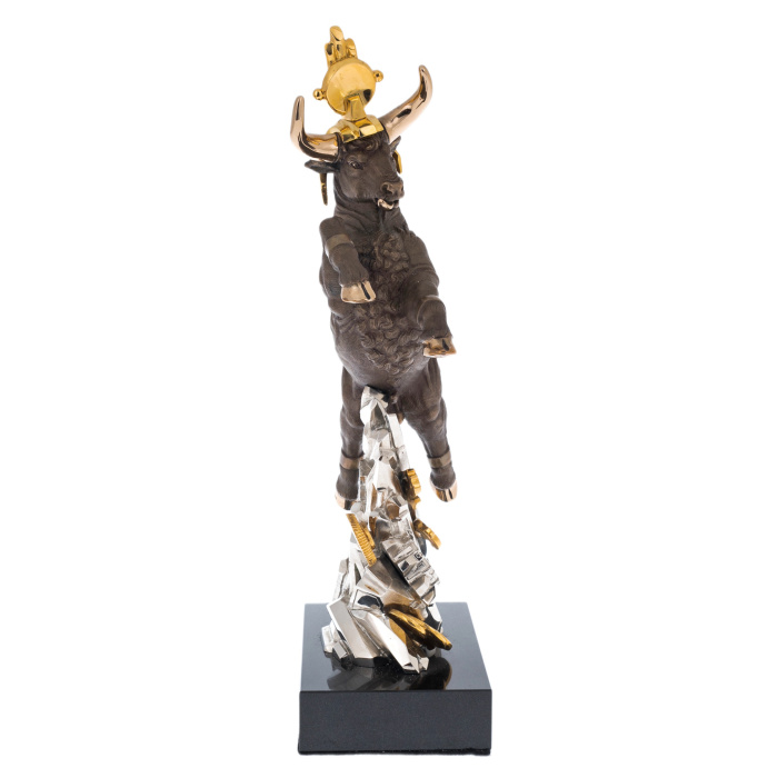 The author's bronze sculpture "Golden Calf"