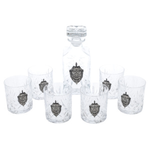 A set of whiskey glasses for 6 people