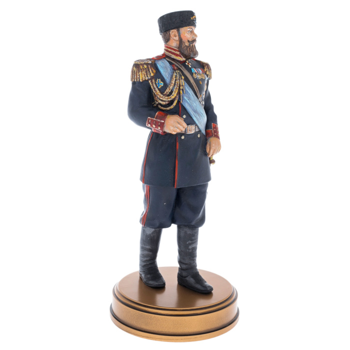 Statuette made of solid alder "Alexander III"