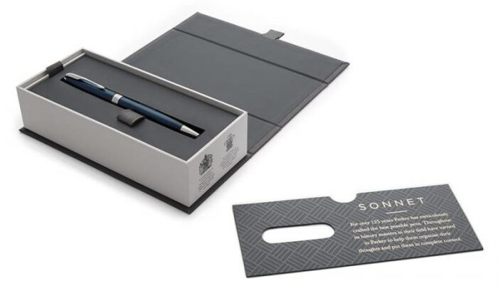 Ballpoint pen "Sonnet Core" LaqBlue CT M